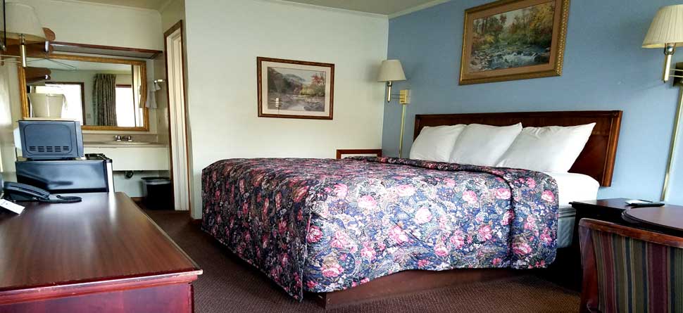 Cheap Discount Budget Accommodations Lodging Hotels Motels in Franklin North Carolina 